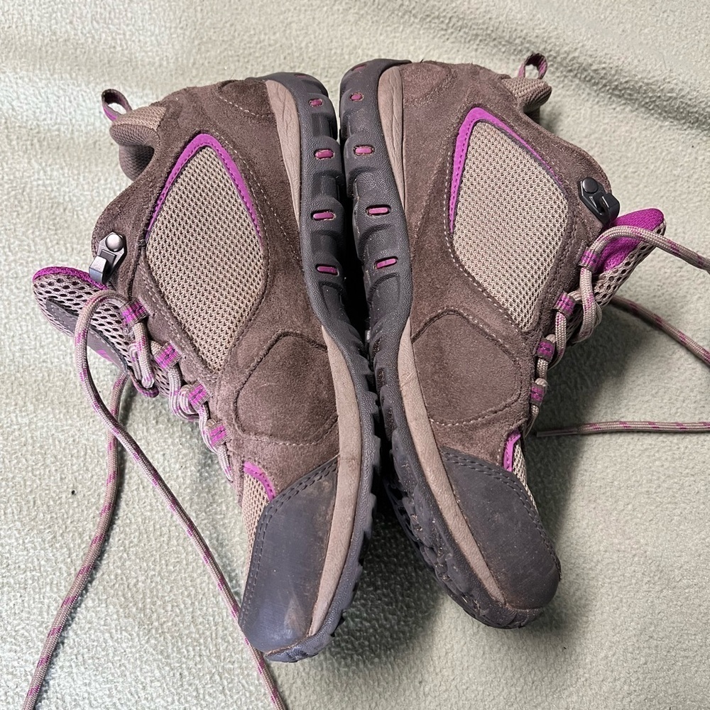 Columbia Women's Brown and Purple Athletic Shoes - Picture 6 of 8